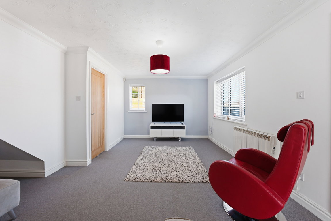 Hillcrest View, Carlton, Nottingham, Nottinghamshire, NG4 1LQ