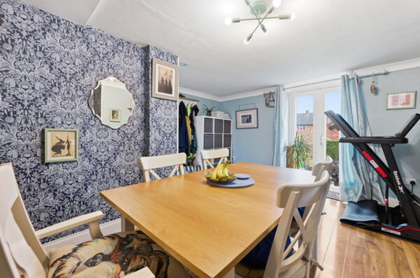 Langford Road, Arnold, Nottingham, NG5 7HR