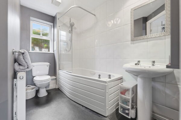 Sheridan Way, Nottingham, Nottinghamshire, NG5 1QJ