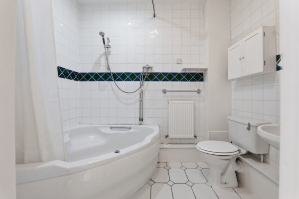 Peel Street, Nottingham, Nottinghamshire, NG1 4GN