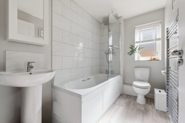 Vickers Close, Gedling, Nottingham, NG4 4LN