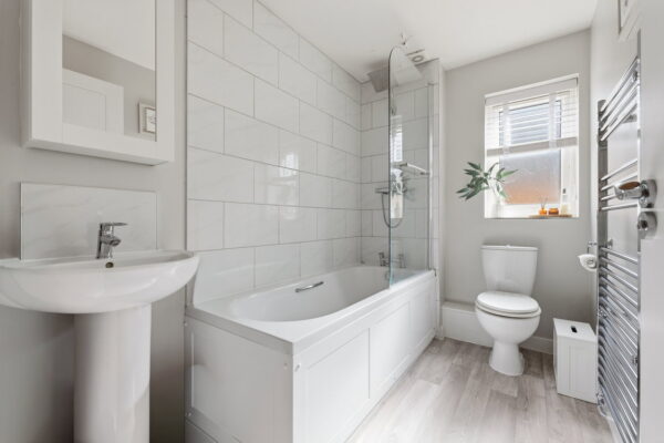 Vickers Close, Gedling, Nottingham, NG4 4LN