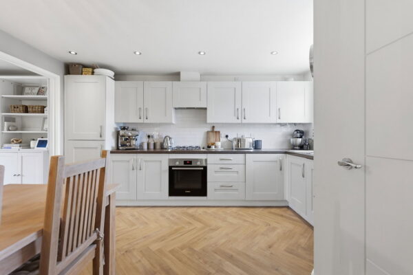 Vickers Close, Gedling, Nottingham, NG4 4LN