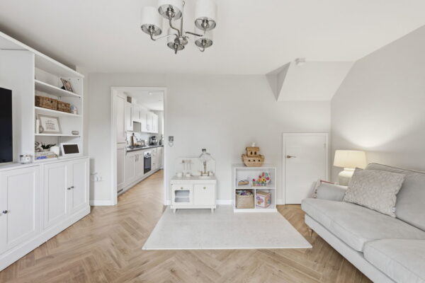 Vickers Close, Gedling, Nottingham, NG4 4LN