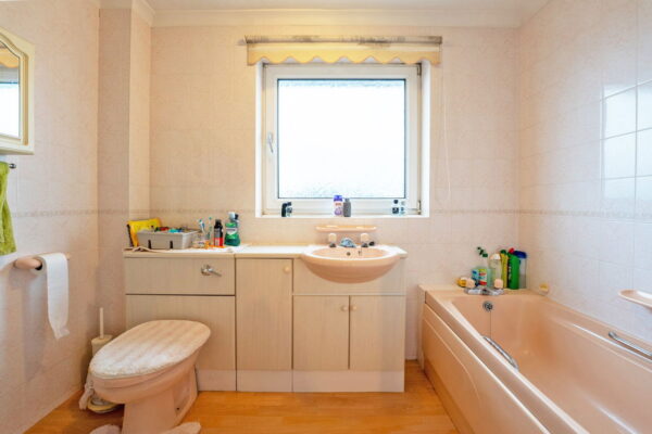 Arundel Drive, Bedford, MK41 8JF