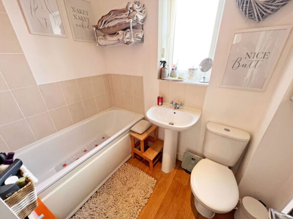 Otter Close, Ibstock, Leicestershire, LE67 6AQ