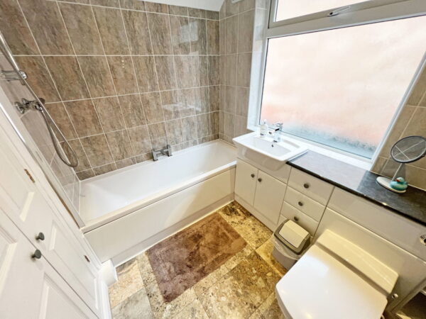 Grange Road, Wigston, Leicestershire, LE18 1JJ