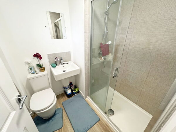 Upper Oaks Drive, Great Glen, Leicestershire, LE8 9HN