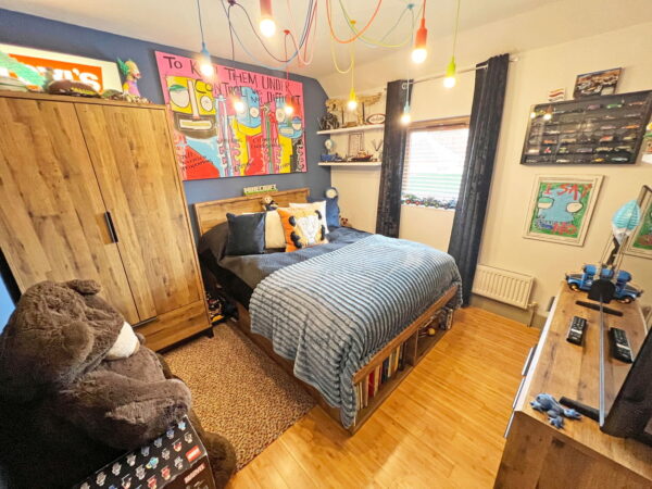 Owston Drive, Wigston, Leicestershire, LE18 2EN