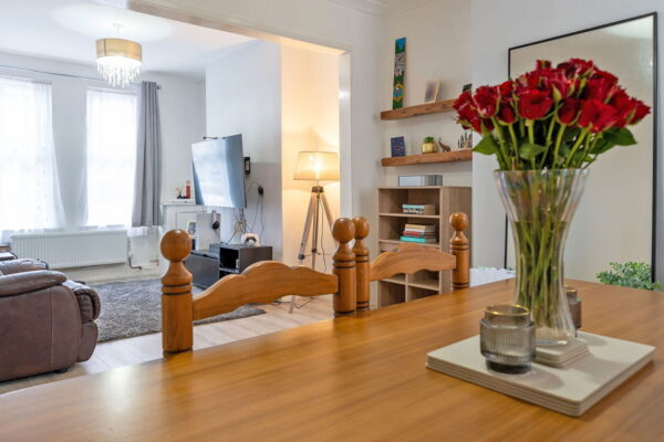 Midland Road, Rushden, NN10 9UJ