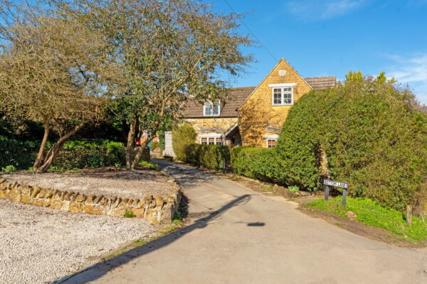 Bottom Lane, Stoke Albany, Market Harborough, Leicestershire, LE16 8PN
