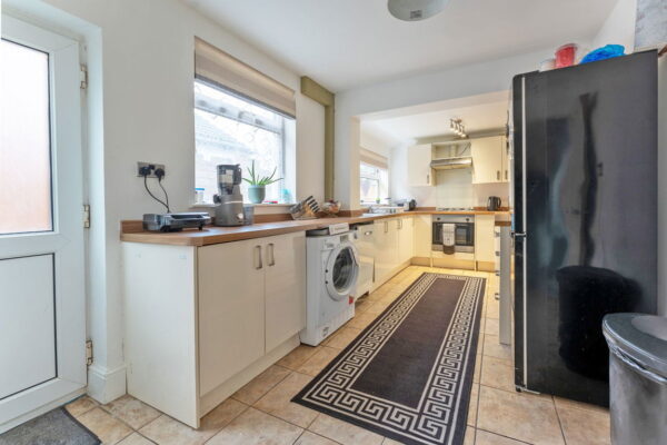 Midland Road, Rushden, NN10 9UJ