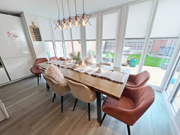 Irvine Crescent, Lubbesthorpe, Leicester, Leicestershire, LE19 4BT