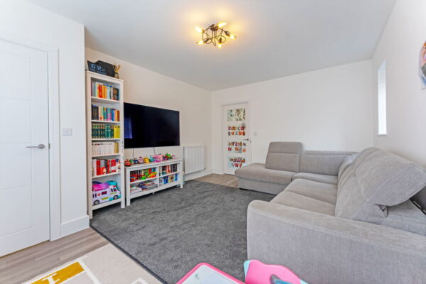 Whitworth Walk, Biddenham, Bedford, MK40