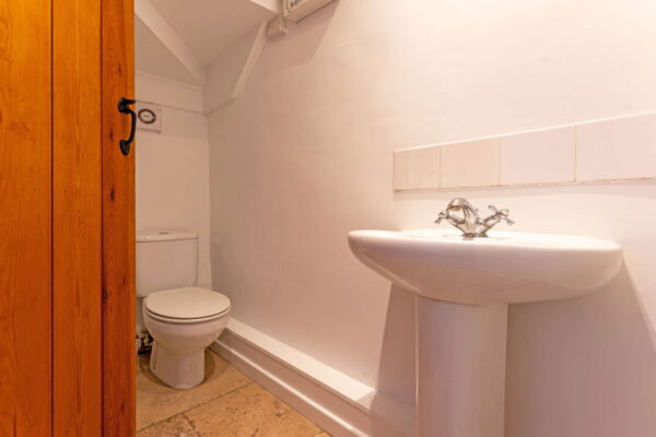 Bottom Lane, Stoke Albany, Market Harborough, Leicestershire, LE16 8PN