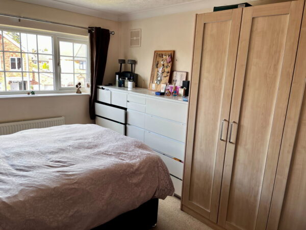 Highgate Avenue, Birstall, Leicester, LE4 3JJ