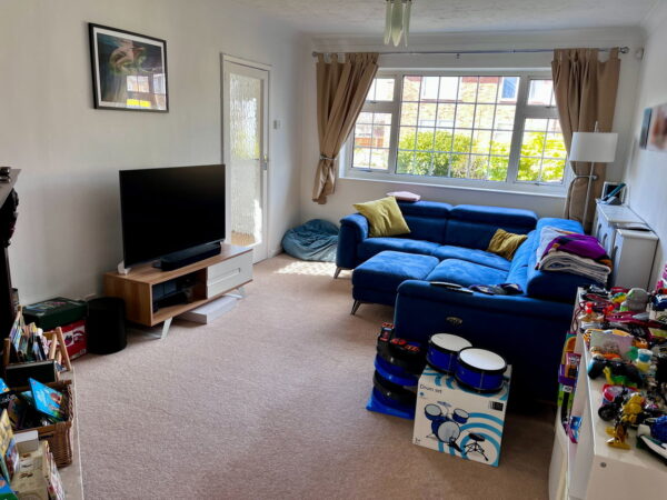 Highgate Avenue, Birstall, Leicester, LE4 3JJ