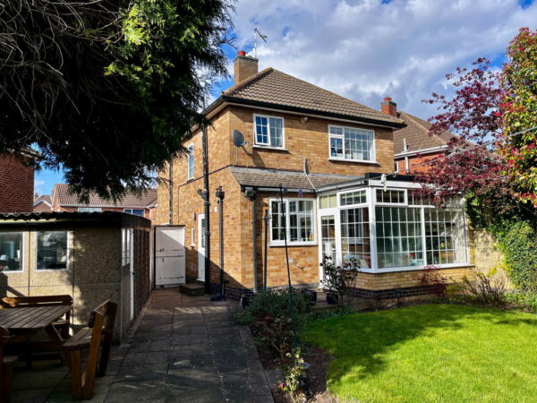 Highgate Avenue, Birstall, Leicester, LE4 3JJ