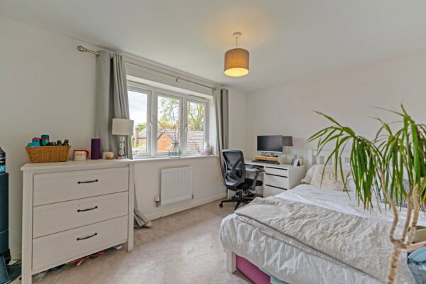 Lacewing Drive, Biddenham, Bedford, Bedfordshire, MK40 4UP