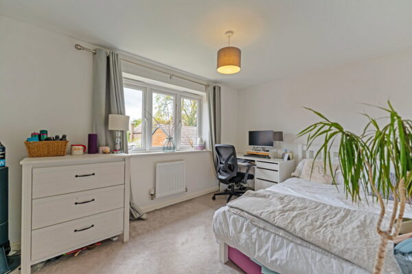 Lacewing Drive, Biddenham, Bedford, Bedfordshire, MK40 4UP