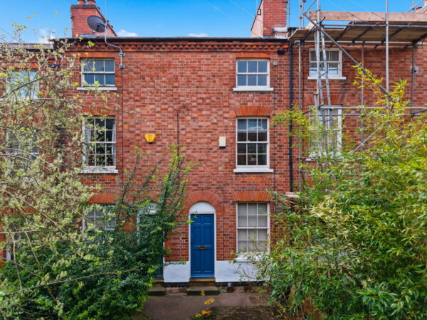 Campbell Grove, Nottingham, Nottinghamshire, NG3 1HA