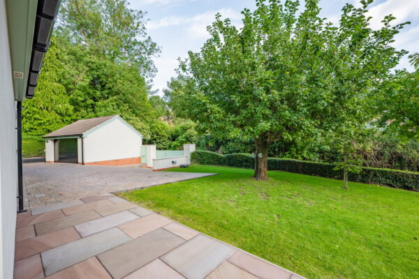 Bridle Road, Burton Joyce, Nottingham, NG14 5FT