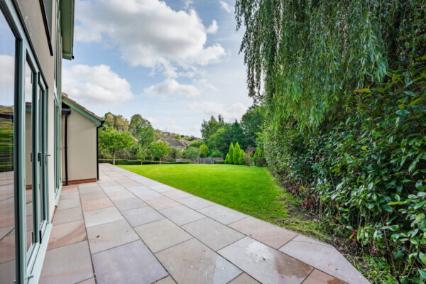 Bridle Road, Burton Joyce, Nottingham, NG14 5FT
