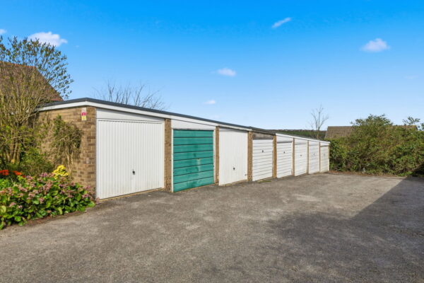 Orchard Court, Gedling, Nottingham, Nottinghamshire, NG4 4FF