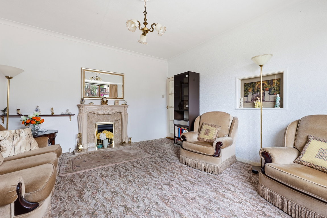 Douglas Avenue, Carlton, Nottingham, Nottinghamshire, NG4 1AJ