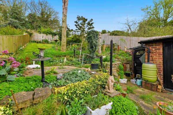 Douglas Avenue, Carlton, Nottingham, Nottinghamshire, NG4 1AJ