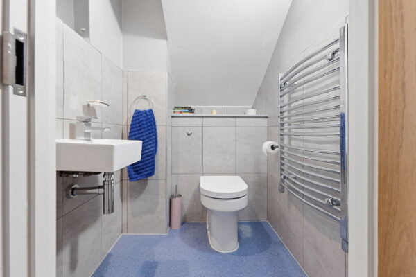 Vivian Avenue, Sherwood Rise, Nottingham, NG5 1AF