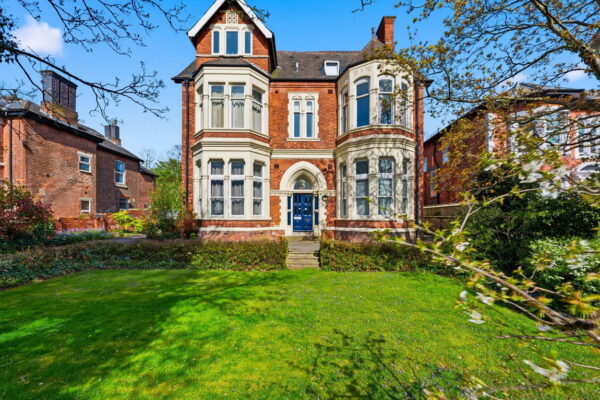 Vivian Avenue, Sherwood Rise, Nottingham, NG5 1AF