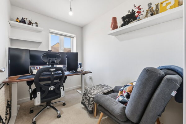 Ashmore Close, Gedling, Nottingham, NG4 4LT