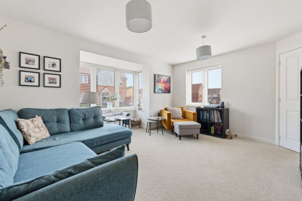 Ashmore Close, Gedling, Nottingham, NG4 4LT