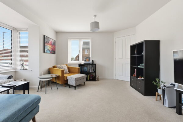 Ashmore Close, Gedling, Nottingham, NG4 4LT