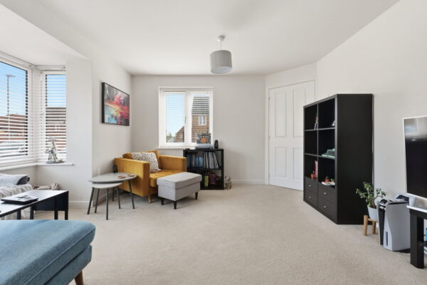 Ashmore Close, Gedling, Nottingham, NG4 4LT