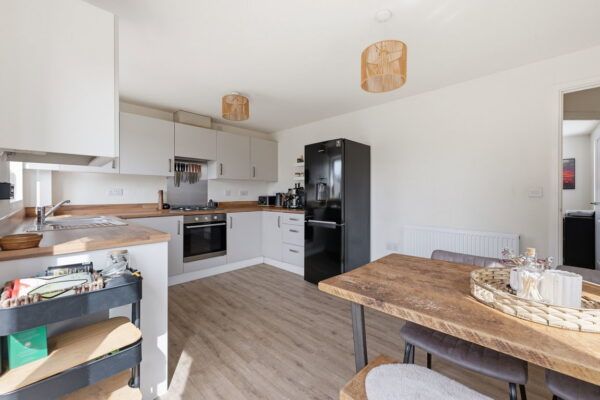 Ashmore Close, Gedling, Nottingham, NG4 4LT