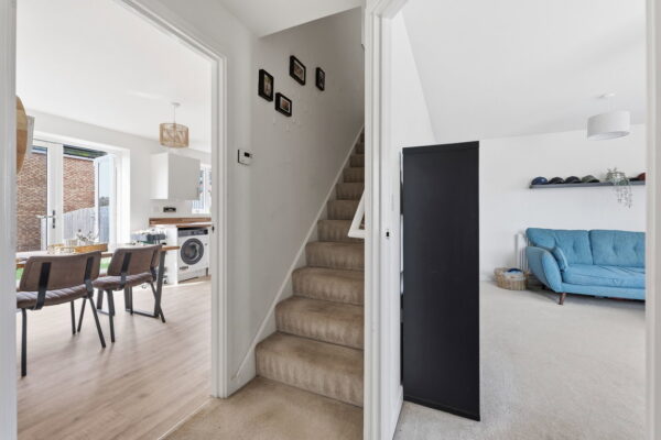 Ashmore Close, Gedling, Nottingham, NG4 4LT