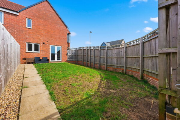 Ashmore Close, Gedling, Nottingham, NG4 4LT