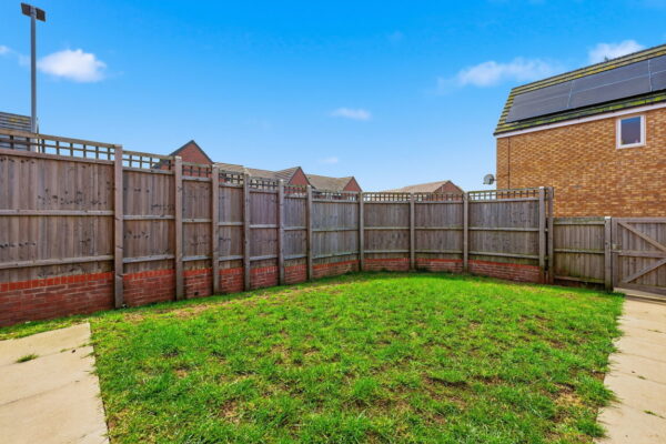 Ashmore Close, Gedling, Nottingham, NG4 4LT