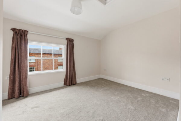 Campbell Grove, Nottingham, Nottinghamshire, NG3 1HA