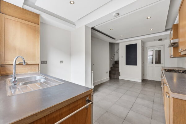 Campbell Grove, Nottingham, Nottinghamshire, NG3 1HA