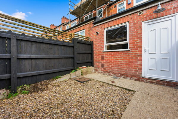 Campbell Grove, Nottingham, Nottinghamshire, NG3 1HA