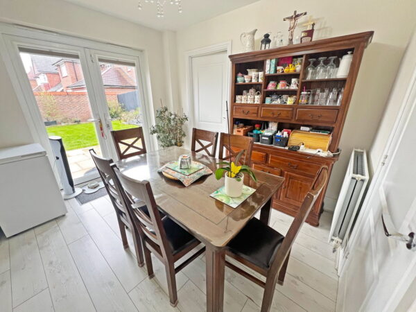 Borrowby Close, Hamilton, Leicester, Leicestershire, LE5 1WQ