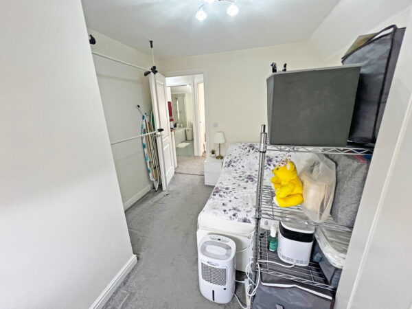 Borrowby Close, Hamilton, Leicester, Leicestershire, LE5 1WQ