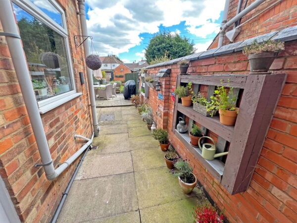 Victoria Street, Narborough, Leicester, Leicestershire, LE19 2DQ