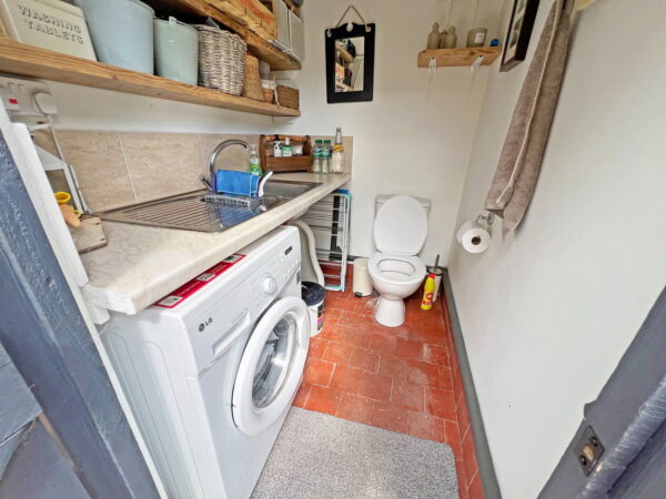 Victoria Street, Narborough, Leicester, Leicestershire, LE19 2DQ