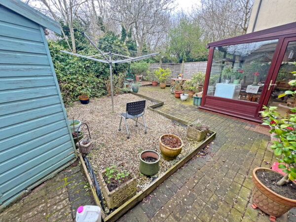 Manor Drive, Leicester, Leicestershire, LE4 1BL