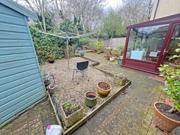 Manor Drive, Leicester, Leicestershire, LE4 1BL