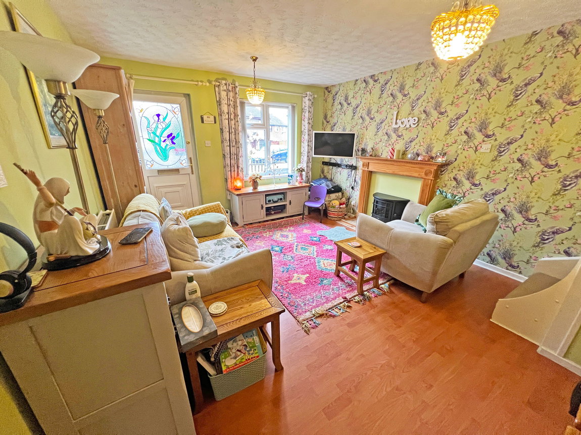 Manor Drive, Leicester, Leicestershire, LE4 1BL